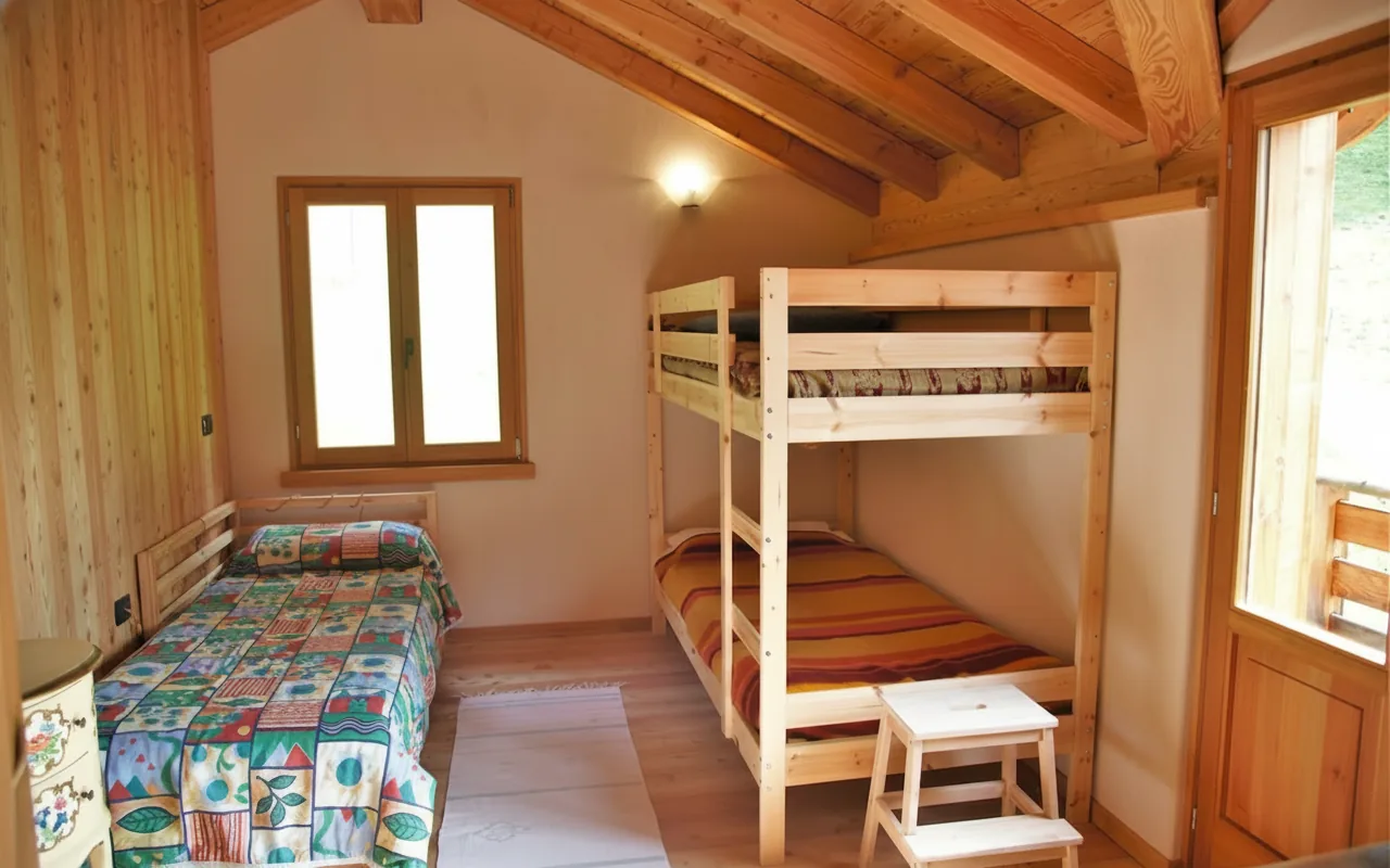 Camera con bagno privato — Casa Vacanze Agnese, Grosotto (Lombardia) (foto 6)